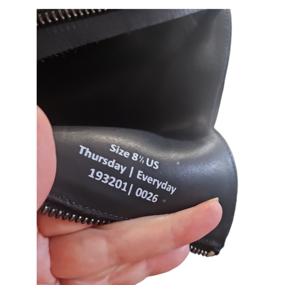 New Thursday Boot Co Country Black Leather Western Block Heel Boots sz 8.5 - Picture 10 of 11